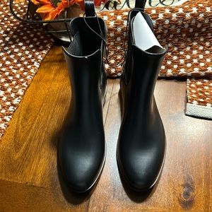 NWT- Chelsea rain boots - A New Day